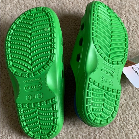 croc slides green